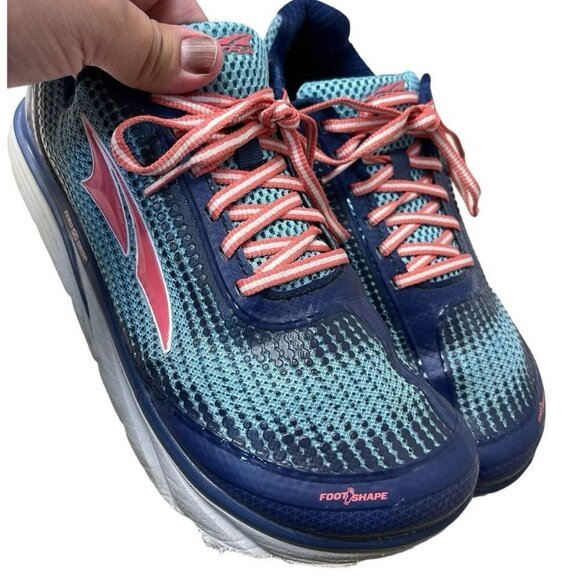 Altra Shoes Women’s 10 Blue/Pink Torin 3.0 Zero Drop Foot Shape Running Sneaker - Picture 2 of 9